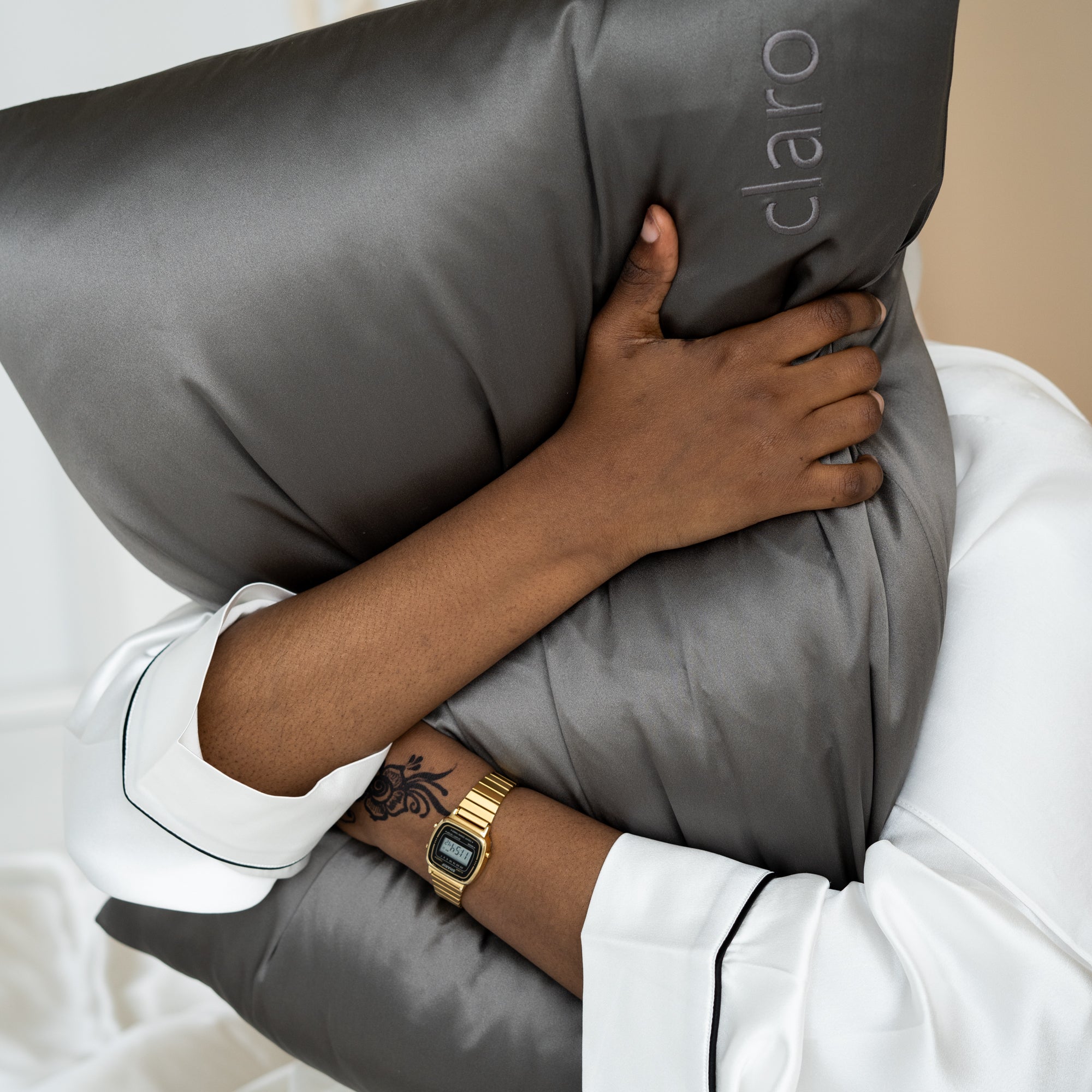 CLARO® Hopeakäsitelty Tyynyliina