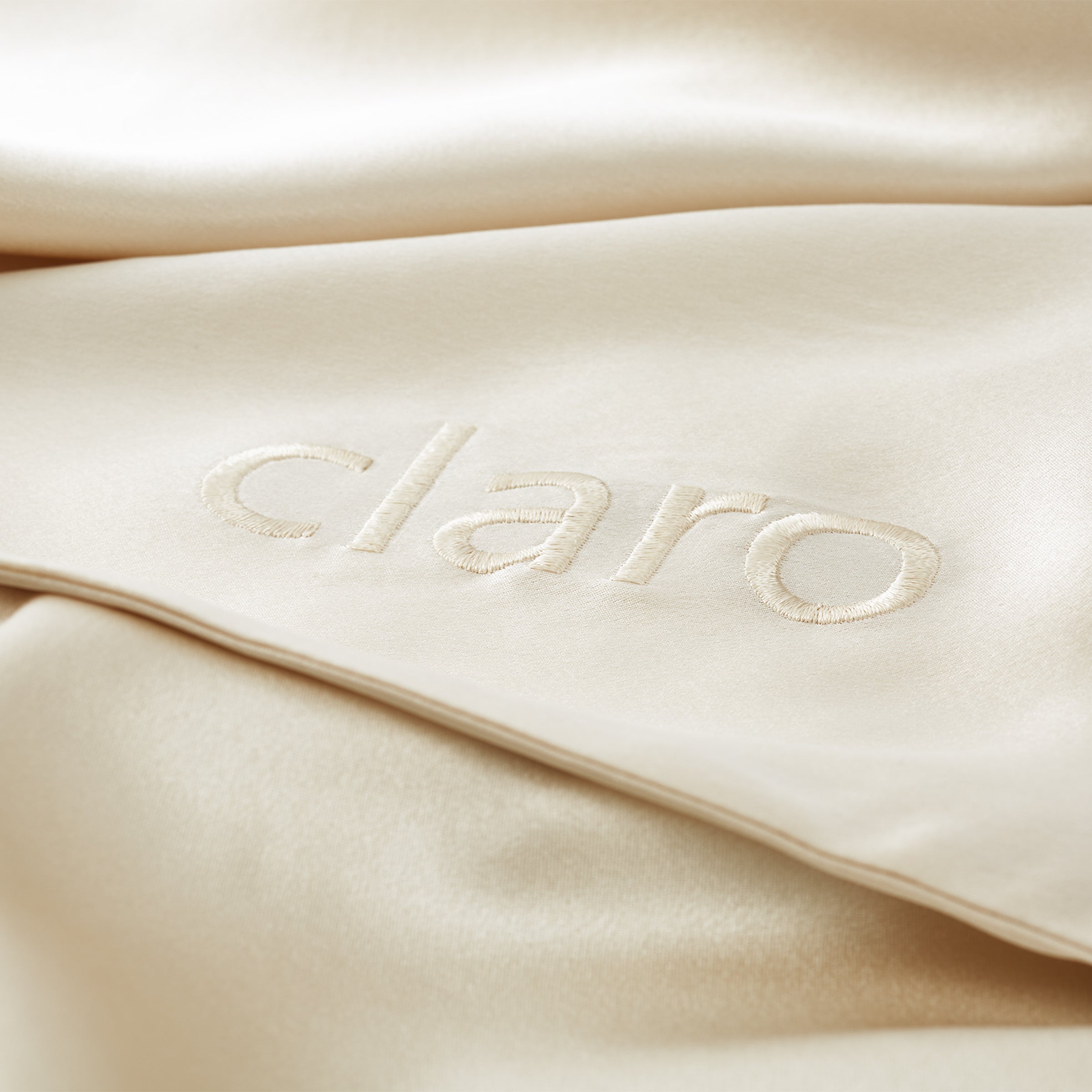 CLARO® Hopeakäsitelty Tyynyliina