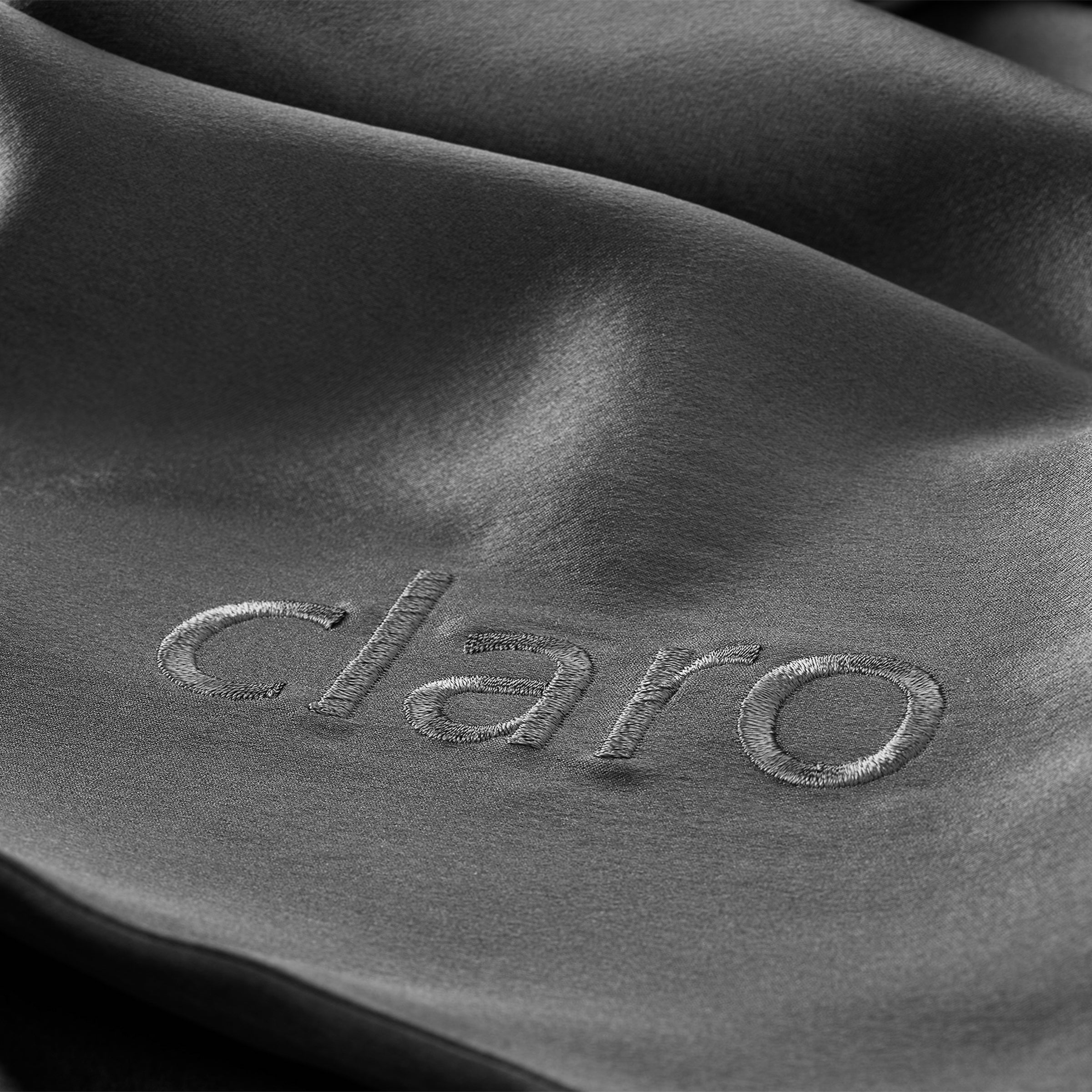 CLARO® Hopeakäsitelty Tyynyliina