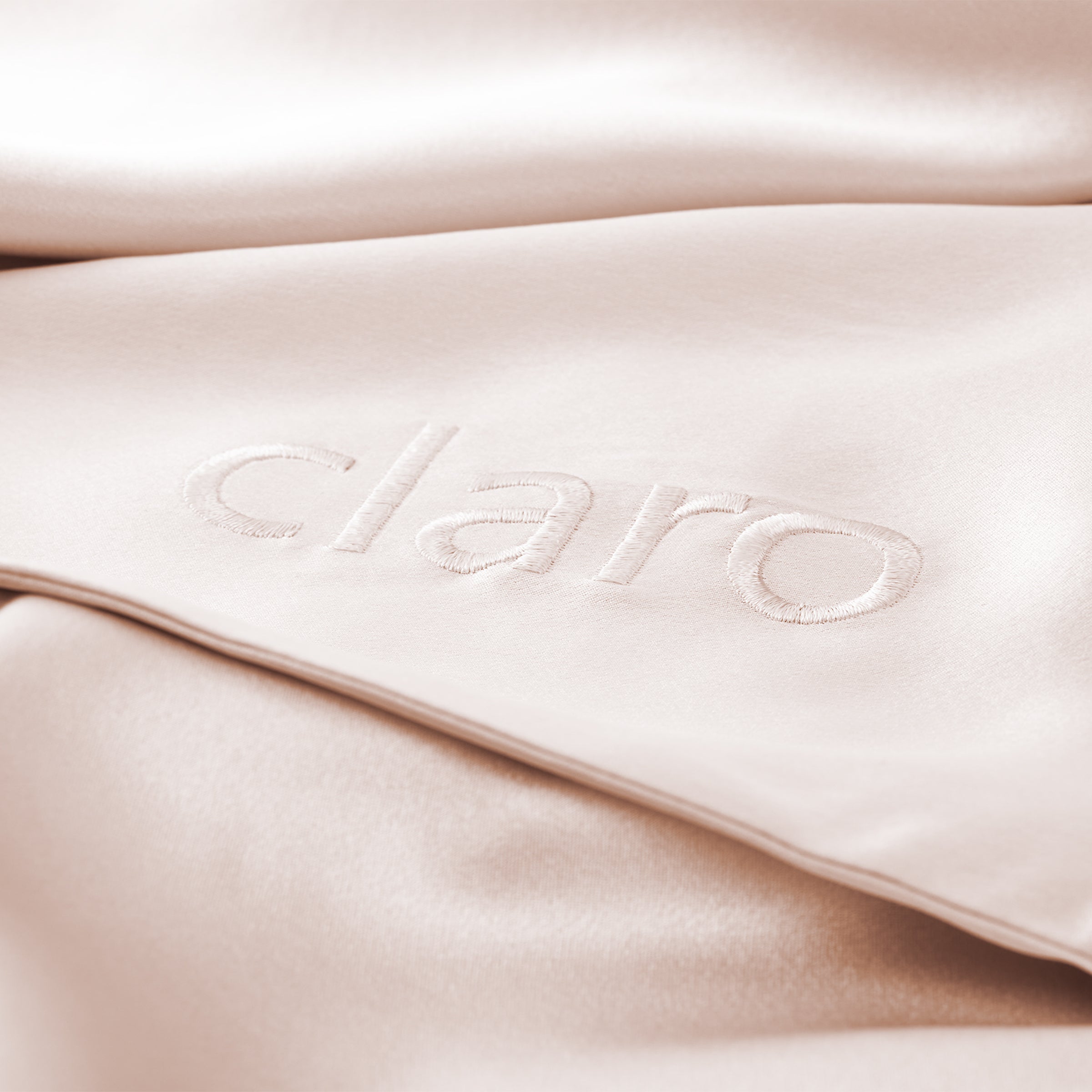 CLARO® Anti-Acne Pillowcase